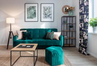 Apartamenty Zak  tek allows 18 year olds to book a room