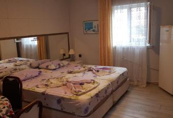 Karaca Termal Pansiyon has Balcony rooms