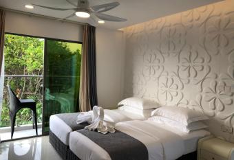 WOW INN Keyodhoo has Balcony rooms