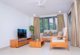 Kolibri Holiday Apartments allows 18 year olds to book a room