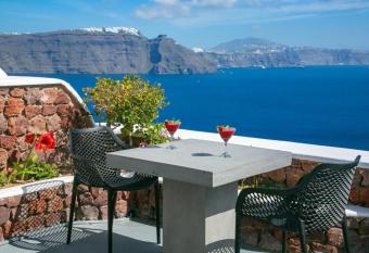 Luxury Santorini Villa Aurora Grace Villa Indoor Plunge Pool Caldera View 1 BDR Oia allows 18 year olds to book a room