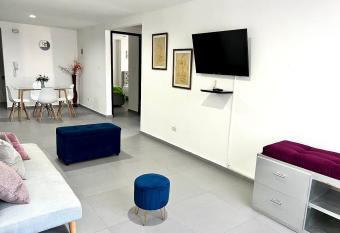 Apartamento Comodo, Cerca al Rio Guatapuri allows 18 year olds to book a room