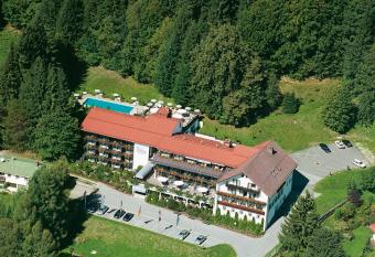 Hotel Bavaria has Balcony rooms