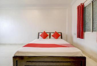 OYO 76538 Hotel Sai Residency allows 18 year olds to book a room