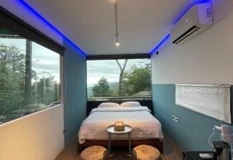 Oman Campsite has Balcony rooms