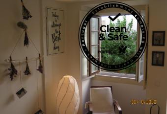 Casa do Compositor allows 18 year olds to book a room