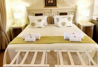 Koppie Cottage has Balcony rooms