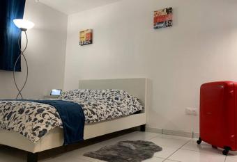 La Belle   toile allows 18 year olds to book a room