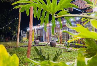 Nh   c   a N   p has Balcony rooms