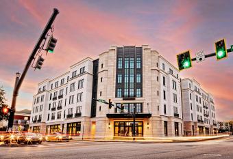Hilton Club Liberty Place Charleston has Balcony rooms