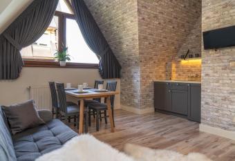 Apartamenty  has Balcony rooms