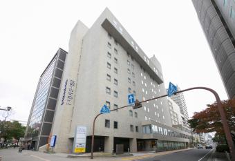 Hotel S-Plus Hiroshima Peace Park has Smoking rooms