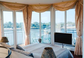 F  hrhaus Farge Bremen has Balcony rooms