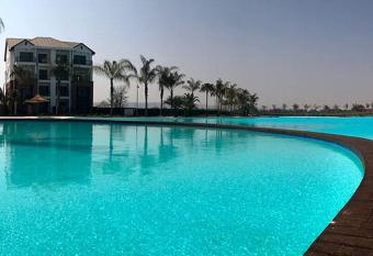 1152 @The Blyde Riverwalk - Crystal Lagoon allows 18 year olds to book a room