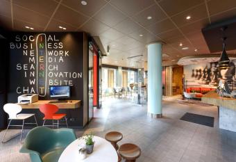 B&B HOTEL Wuppertal-City allows 18 year olds to book a room