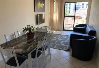 Apartamento a 100 metros da praia em Canasvieiras has Smoking/Balcony rooms