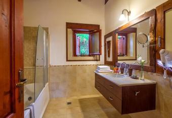 Exclusive Crete Villa Villa Asteri 4 Bedroom Private Pool Rethymnon has Balcony rooms