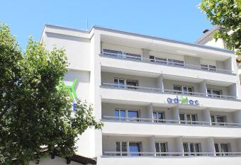 Adhhoc Hotel has Balcony rooms