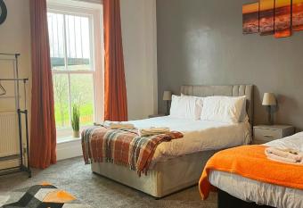 Queens Hotel allows 18 year olds to book a room