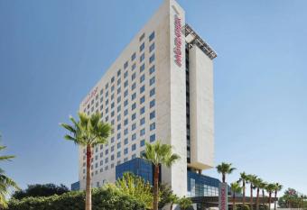 M  venpick Hotel Amman allows 18 year olds to book a room