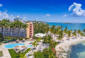 Zenitude H  tel R  sidences Le Salako allows 18 year olds to book a room