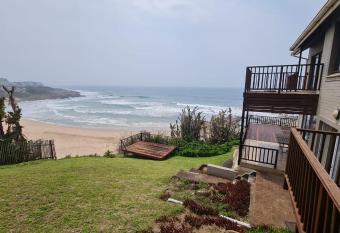 Periwinkle 4 has Balcony rooms