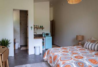 Studio on the Fairway Chewelah Golf Course has Balcony rooms