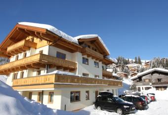 Dorferhaus has Balcony rooms