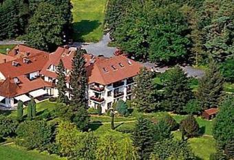 Landhotel Waldhaus has Balcony rooms