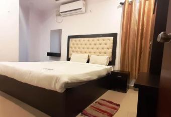 PPH Living SS Grand has Smoking rooms