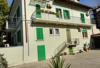 Gorizia vacanze has Balcony rooms