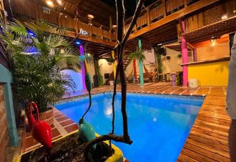 El Refugio Minca allows 18 year olds to book a room