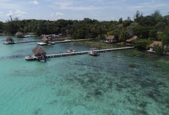 LAGOON SPECIAL Suite: Bikes & Kayaks! allows 18 year olds to book a room