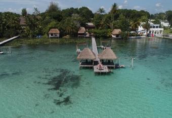 PRIVATE Apartment with GREAT Location @Bacalar 7 Colors Lagoon allows 18 year olds to book a room