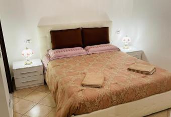 Casa Dei fiori 2 has Balcony rooms