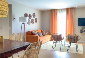 Sea to Sky Suites - Mijas Pueblo has Balcony rooms