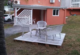 Sympa Aquaverde entre mer et campagne has Balcony rooms