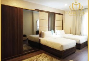 Cairo Taj Dokki Families Tower allows 18 year olds to book a room