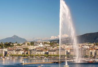 Fairmont Grand Hotel Geneva allows 18 year olds to book a room