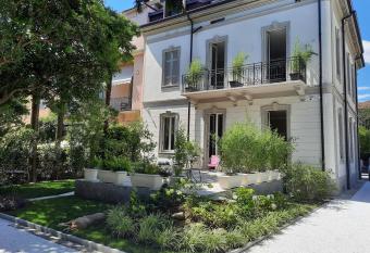 SantAgata bed&breakfast has Balcony rooms