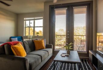 FRONTDESK 5755 Hermann Park Apts Downtown Houston allows 18 year olds to book a room