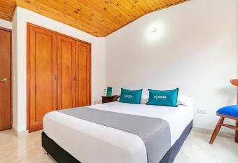 Ayenda Hotel Casona Santa Rosa allows 18 year olds to book a room