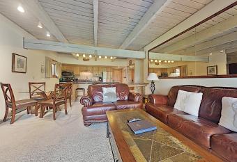 Timberline Condominiums 2 Bedroom Deluxe Unit A1A allows 18 year olds to book a room