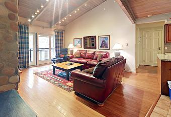 Timberline Condominiums 1 Bedroom plus Loft Deluxe Unit A3F allows 18 year olds to book a room