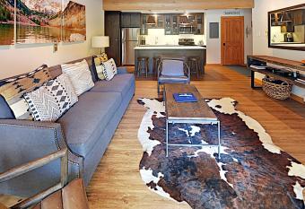 Timberline Condominiums 1 Bedroom Premier Unit D2F allows 18 year olds to book a room