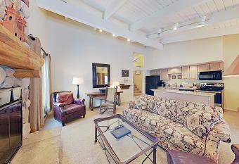 Timberline Condominiums 3 Bedroom plus loft Deluxe Unit D3E has Balcony rooms