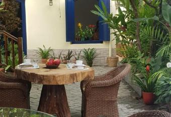 Pousada Manga Rosa allows 18 year olds to book a room