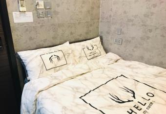              allows 18 year olds to book a room