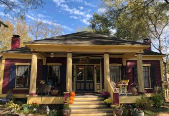 The Steamboat Inn has Balcony rooms