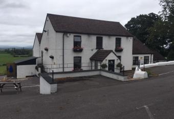 Pig & Wheel has Balcony rooms